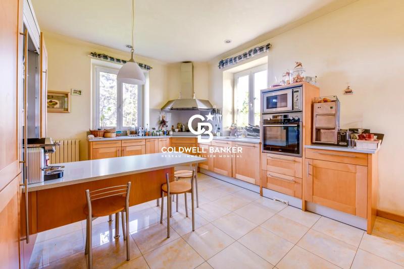 Vue mer et Pyrénées, domaine équestre d'exception à Urrugne sur 7,5 hectares